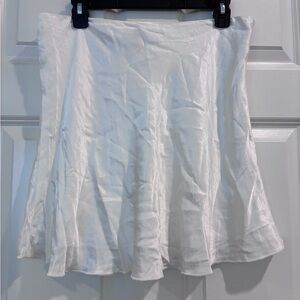 Socialite White Silky Skater Skirt‎
